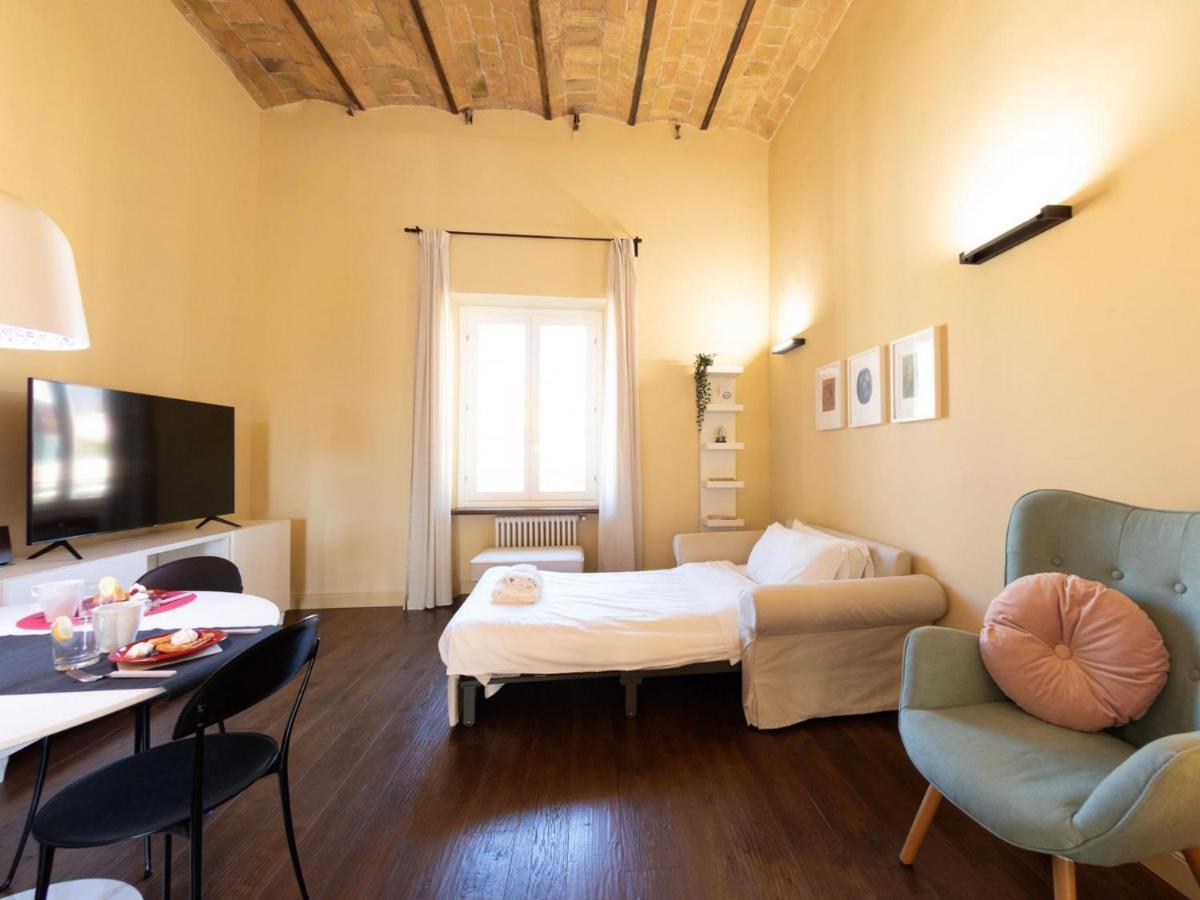 The Best Rent - Elegant Two-Bedroom Apartment Close To Saint Peter'S Basilica Рим Екстер'єр фото