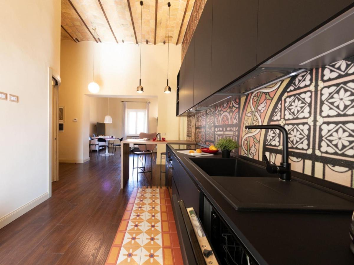The Best Rent - Elegant Two-Bedroom Apartment Close To Saint Peter'S Basilica Рим Екстер'єр фото